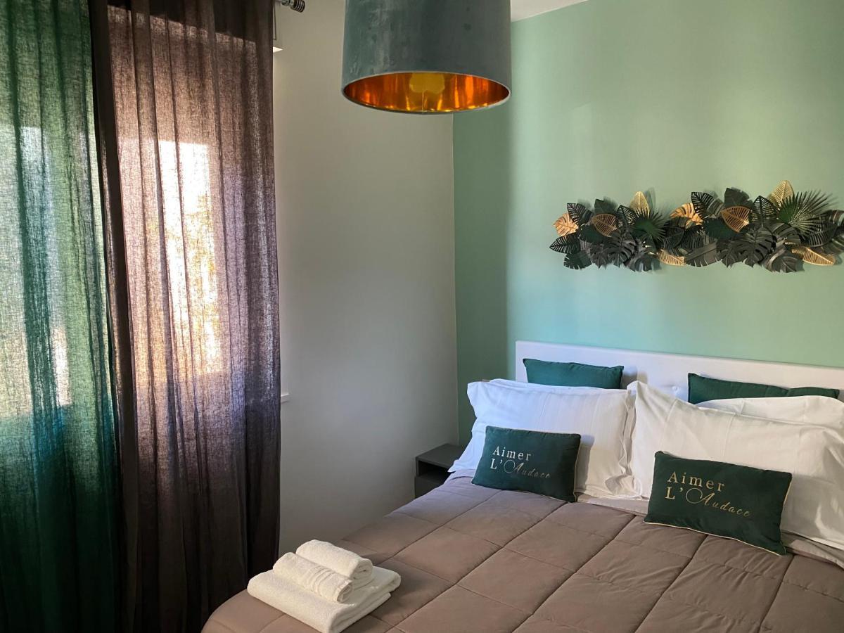 Futura Exclusive Suite 5 Attico Bari Bagian luar foto
