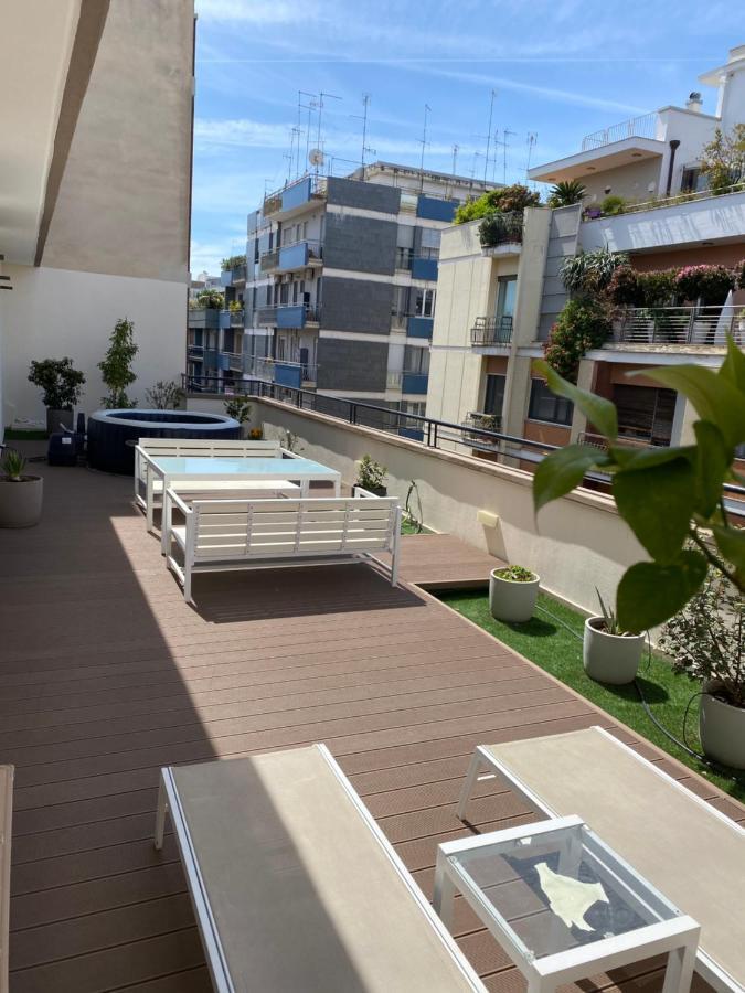 Futura Exclusive Suite 5 Attico Bari Bagian luar foto